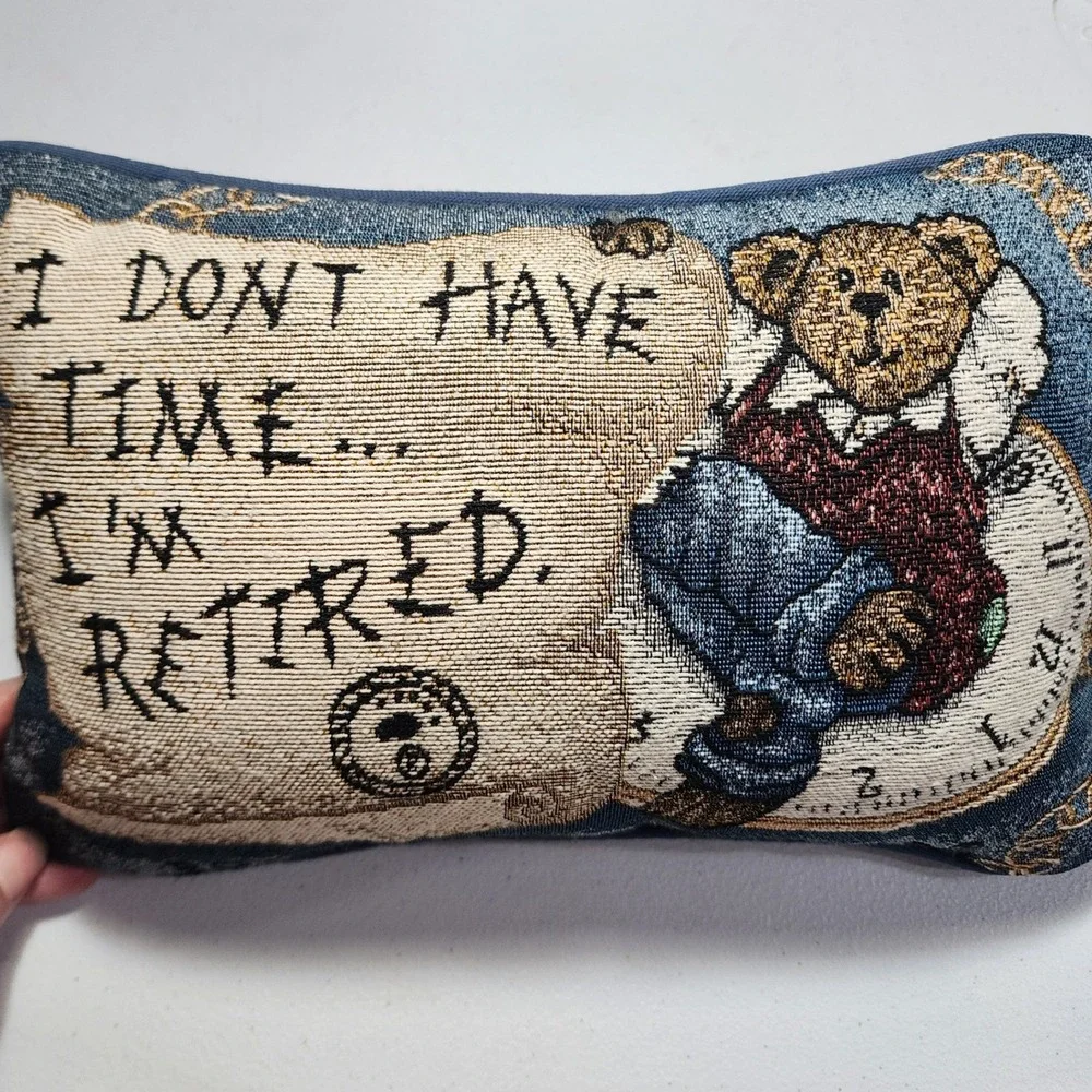 VTG Boyds Bears & Friend I Dont Have Time Im Retired Tapestry Accent Pillow Blue